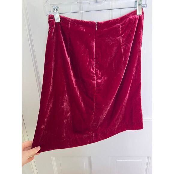 Anthropologie Women's 2 Skirt Monte Velvet Mini Raspberry Red Slit Knee Length - Picture 7 of 10